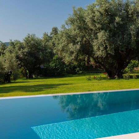 Averto Villas With Private Pool Νυδρί Εξωτερικό φωτογραφία