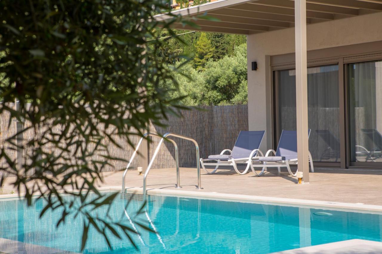 Averto Villas With Private Pool Νυδρί Εξωτερικό φωτογραφία