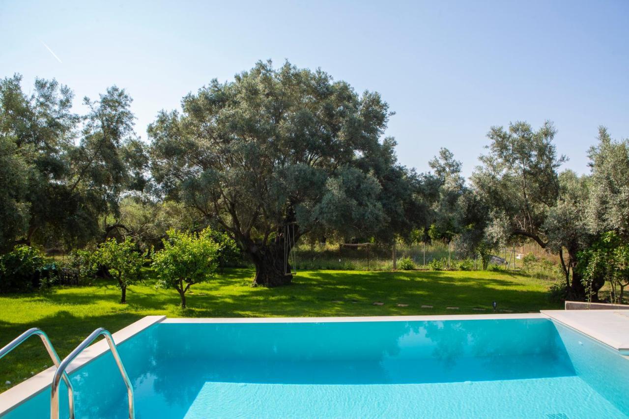 Averto Villas With Private Pool Νυδρί Εξωτερικό φωτογραφία
