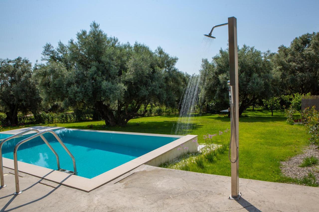 Averto Villas With Private Pool Νυδρί Εξωτερικό φωτογραφία