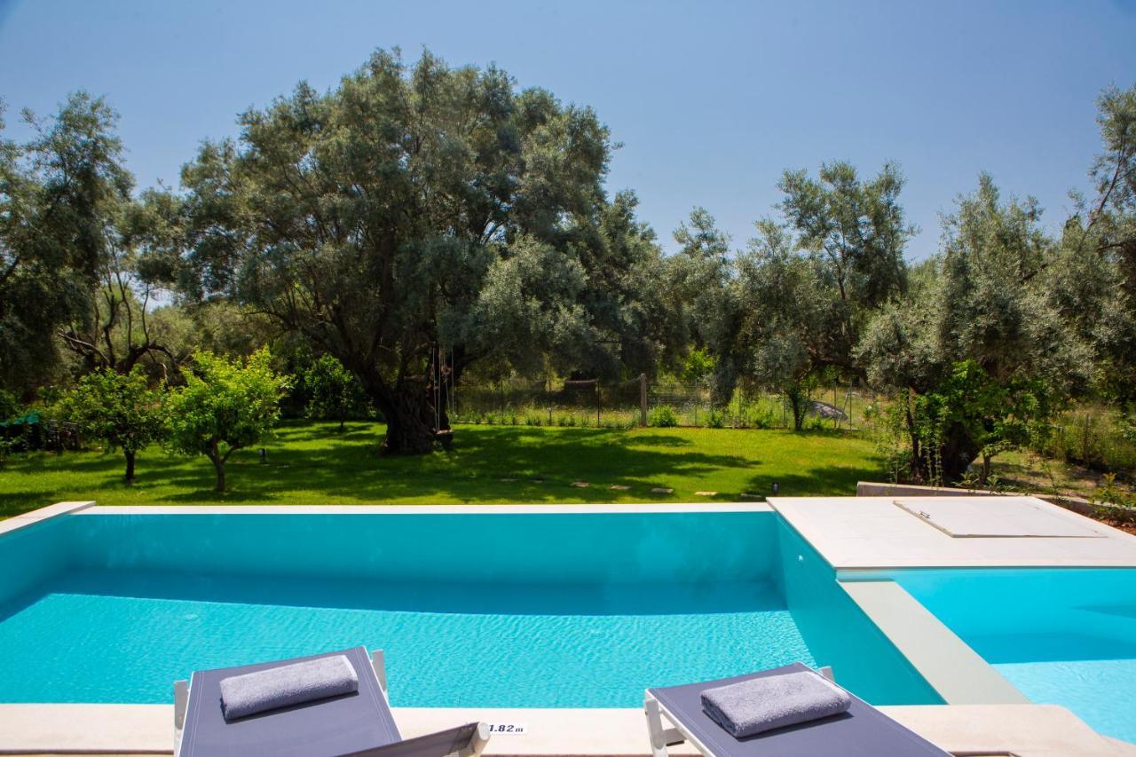 Averto Villas With Private Pool Νυδρί Εξωτερικό φωτογραφία