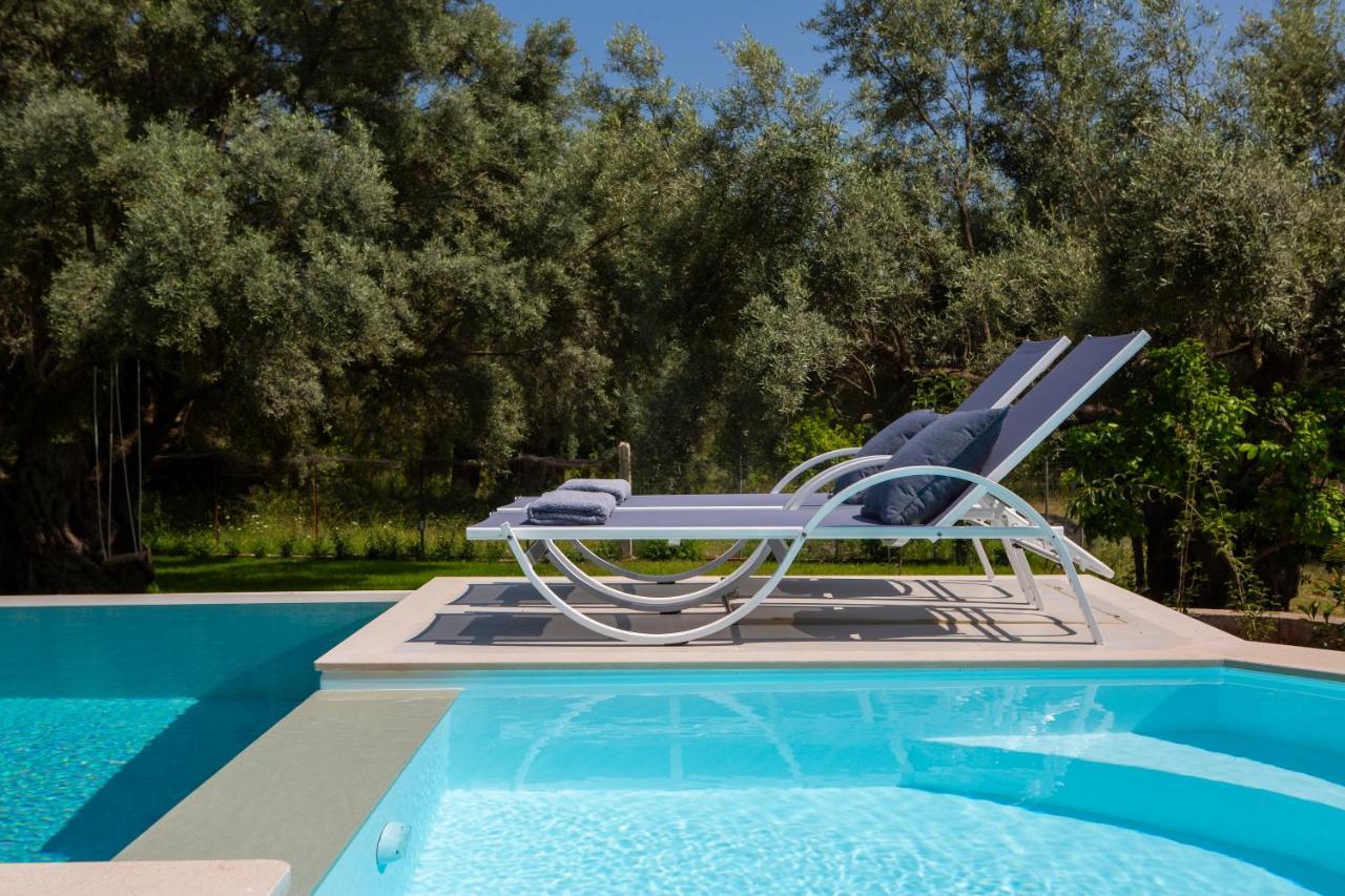 Averto Villas With Private Pool Νυδρί Εξωτερικό φωτογραφία