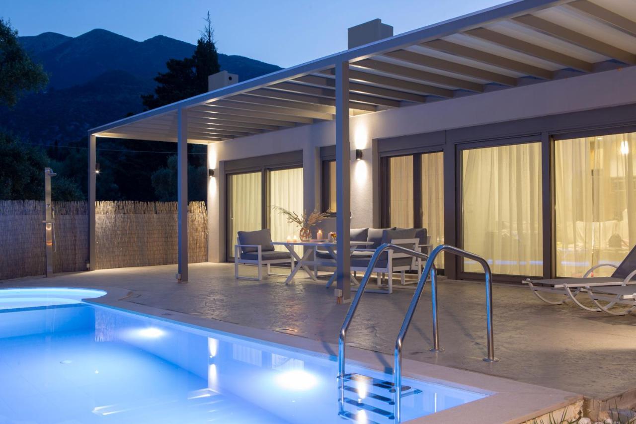Averto Villas With Private Pool Νυδρί Εξωτερικό φωτογραφία