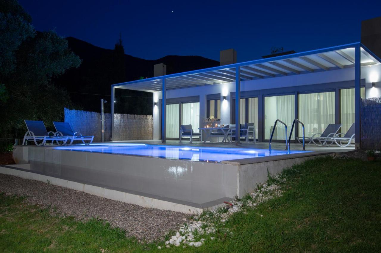 Averto Villas With Private Pool Νυδρί Εξωτερικό φωτογραφία