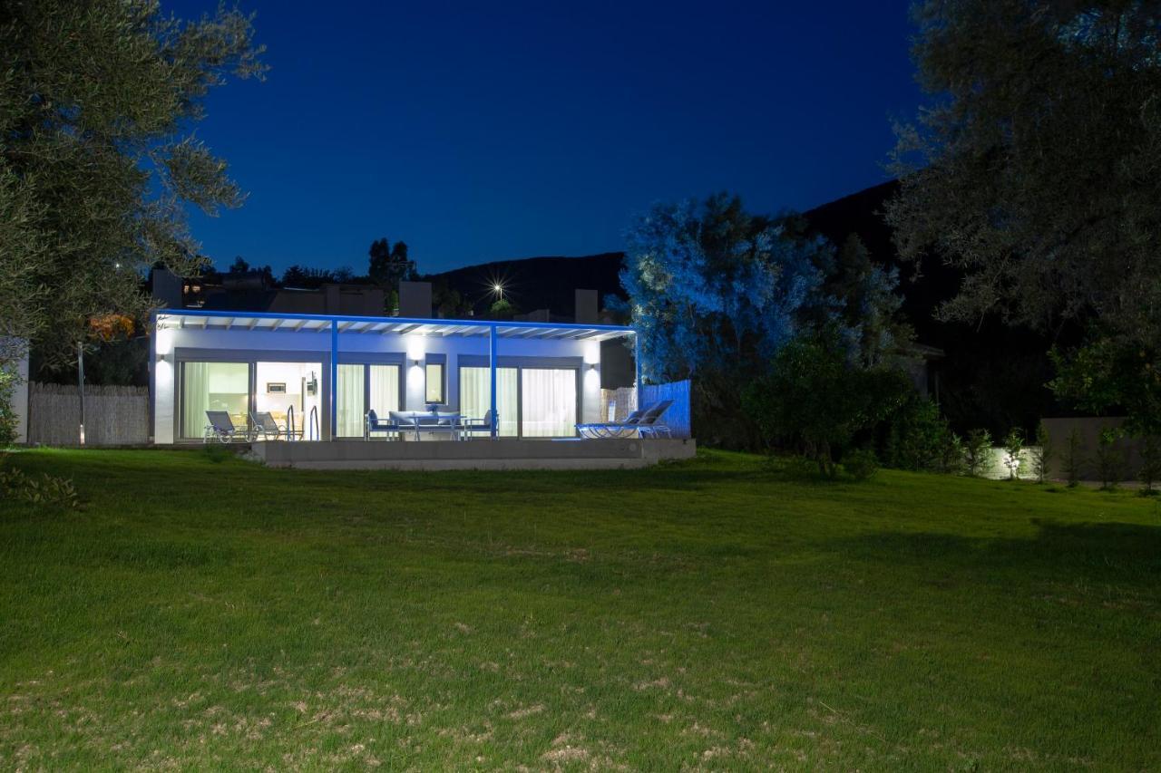 Averto Villas With Private Pool Νυδρί Εξωτερικό φωτογραφία